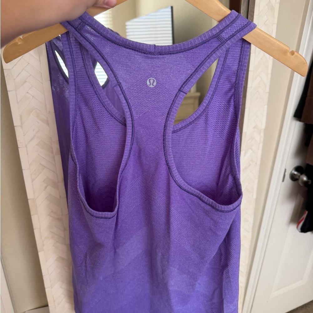 Lululemon swiftly athletica Lavender Scoop Neck Racerback Tank - Picture 5 of 6